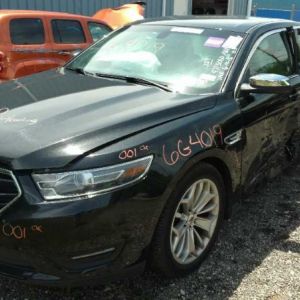 2015 Ford Taurus additional image